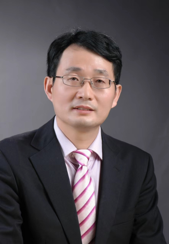 Professor Feilong Tang