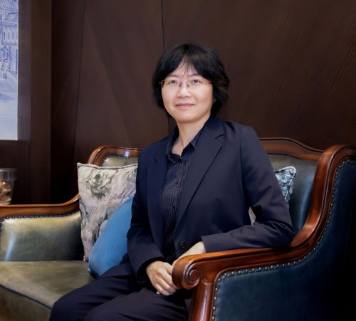 Professor Tianqing Zhu Associate Dean